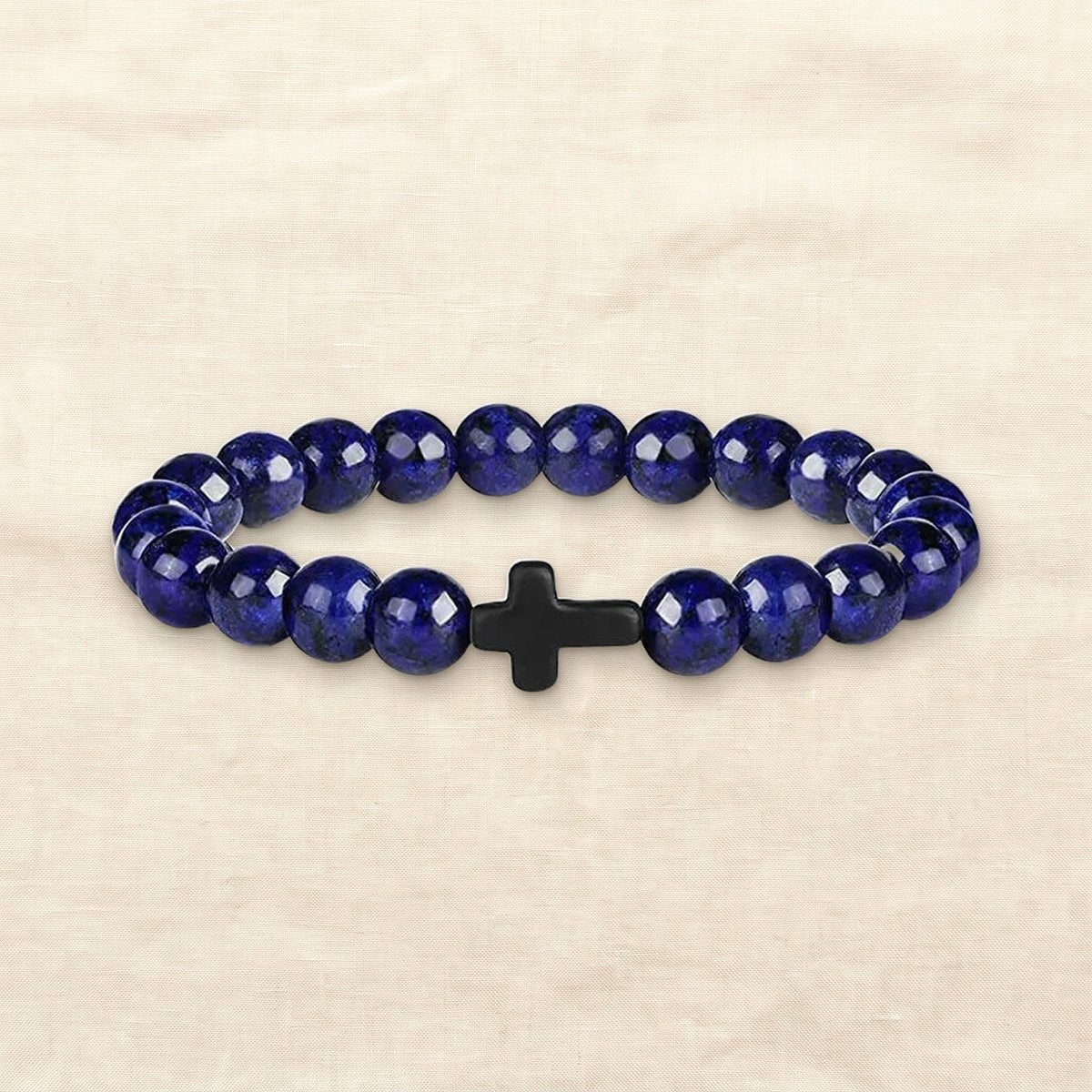 Bransoletka z krzyżykiem z kamieni lapis lazuli